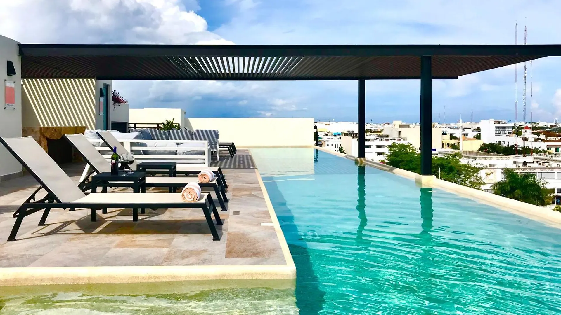 Family Condo- Fast Wifi And Oceanview Pool Playa del Carmen Apartmán
