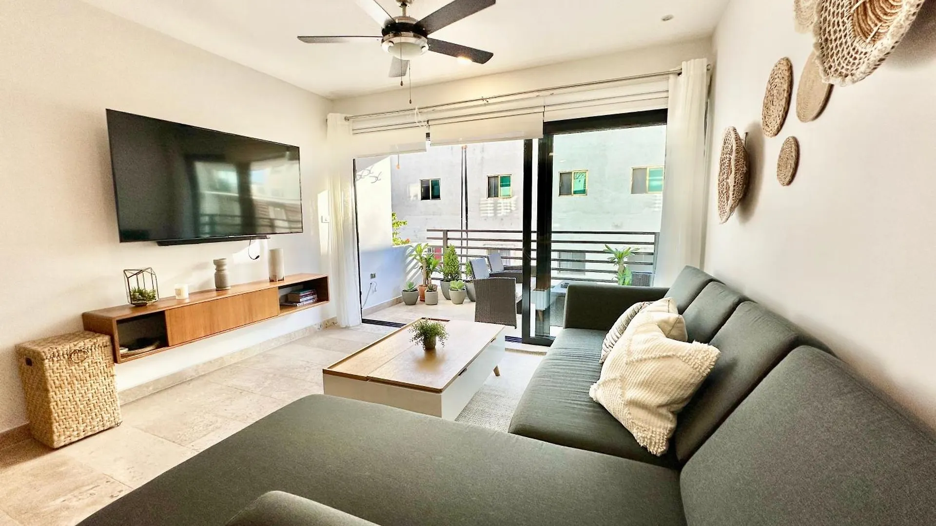 Family Condo- Fast Wifi And Oceanview Pool Playa del Carmen Apartmán